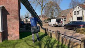 Schoorsteen onderhoud Ridderkerk ladder bus